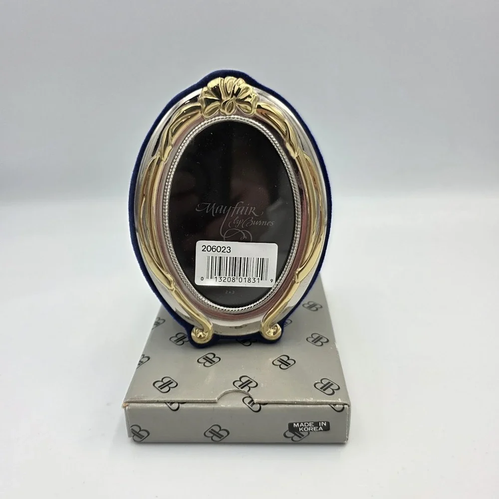 Vtg Mayfair Burnes Oval Silverplate Brass Bow Footed PictureFrame 4.5 x 3.25 NEW